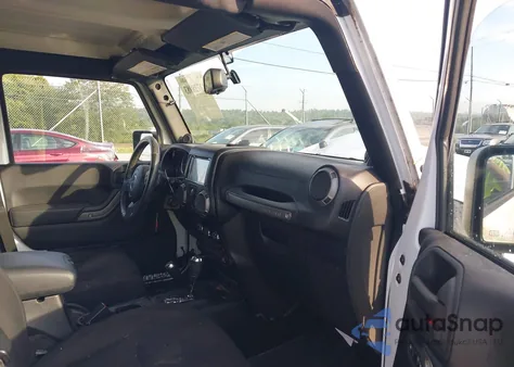 2014 Jeep Wrangler Unlimited Sport из США, поврежденный, VIN 1C4BJWDG0EL315676